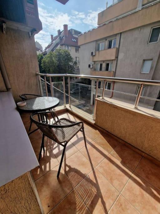 Cozy Central Apartment In Outskirts Of Old Sofia Eksteriør bilde
