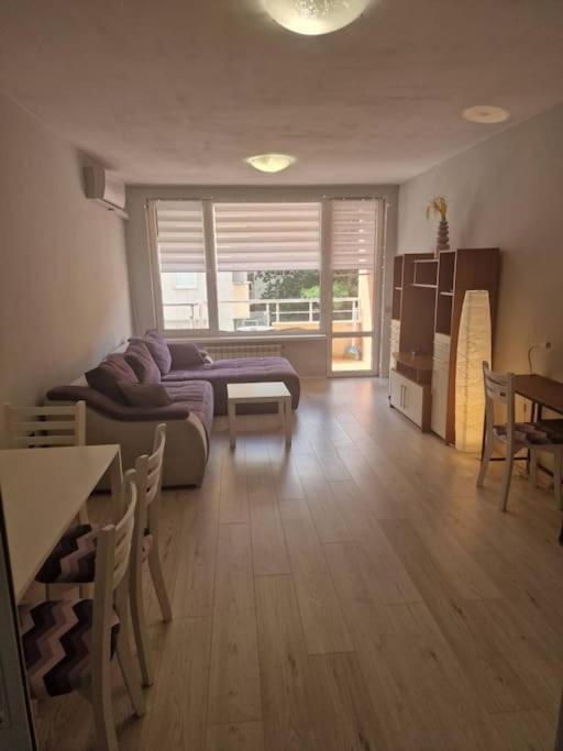 Cozy Central Apartment In Outskirts Of Old Sofia Eksteriør bilde
